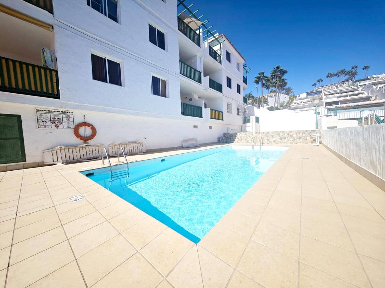 2 slaapkamer Flat te huur in San Agustin met zwembad garage - € 1.400 (Ref: 9296330)