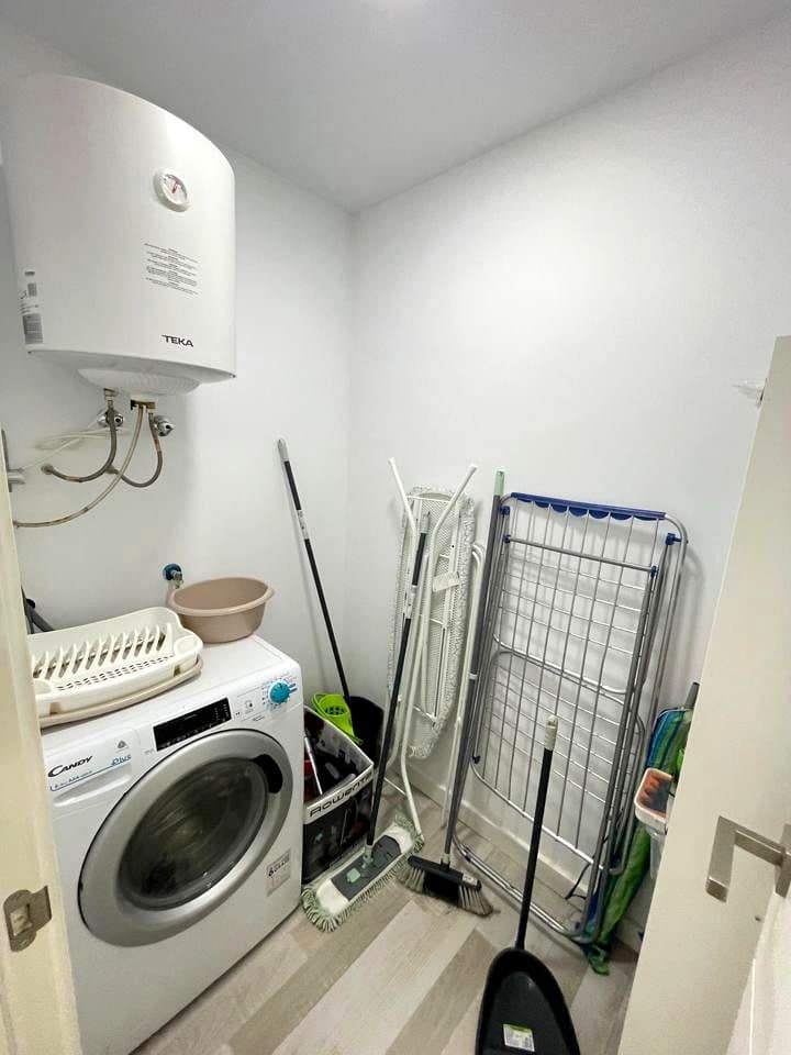 Lägenhet att hyra i Playa del Aguila med pool - 1 000 € (Ref: 9311942)