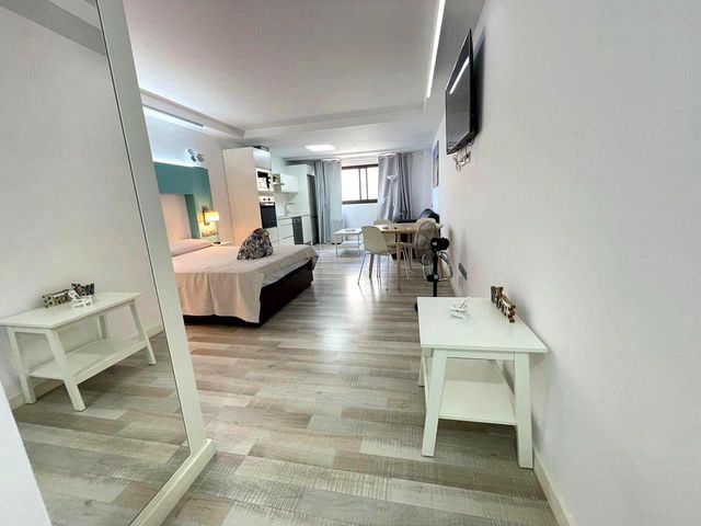 Lägenhet att hyra i Playa del Aguila, San Bartolomé de Tirajana med pool - 1 000 € (Ref: 9311942)