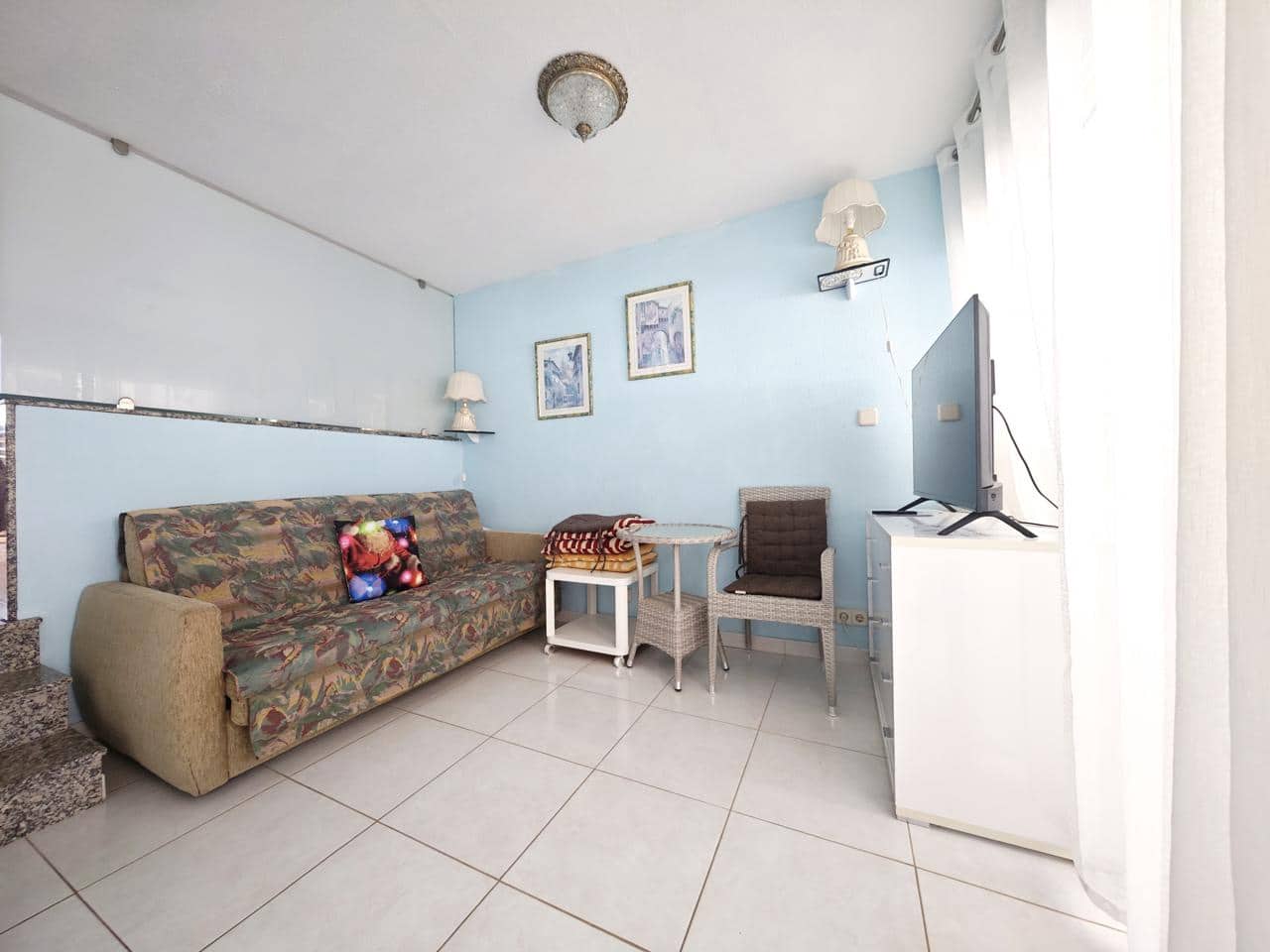 Asunto vuokrattavana paikassa Puerto Rico mukana uima-altaan - 1 200 € (Ref: 9325246)