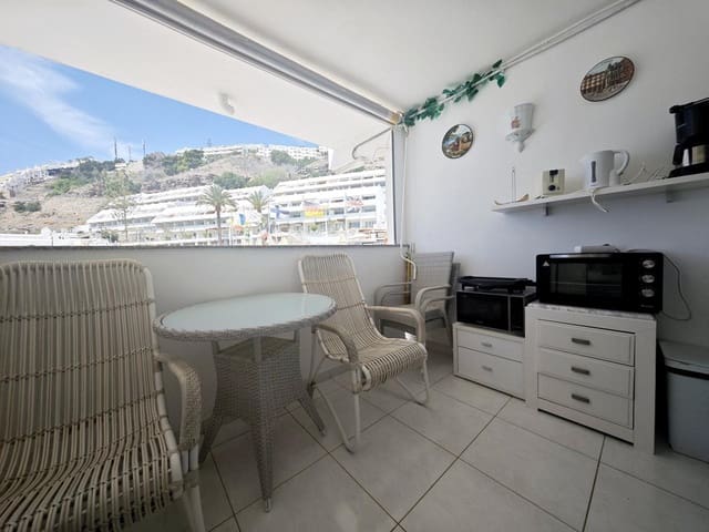 Flat for rent in Puerto Rico, Mogán with pool - € 1,200 (Ref: 9325246)