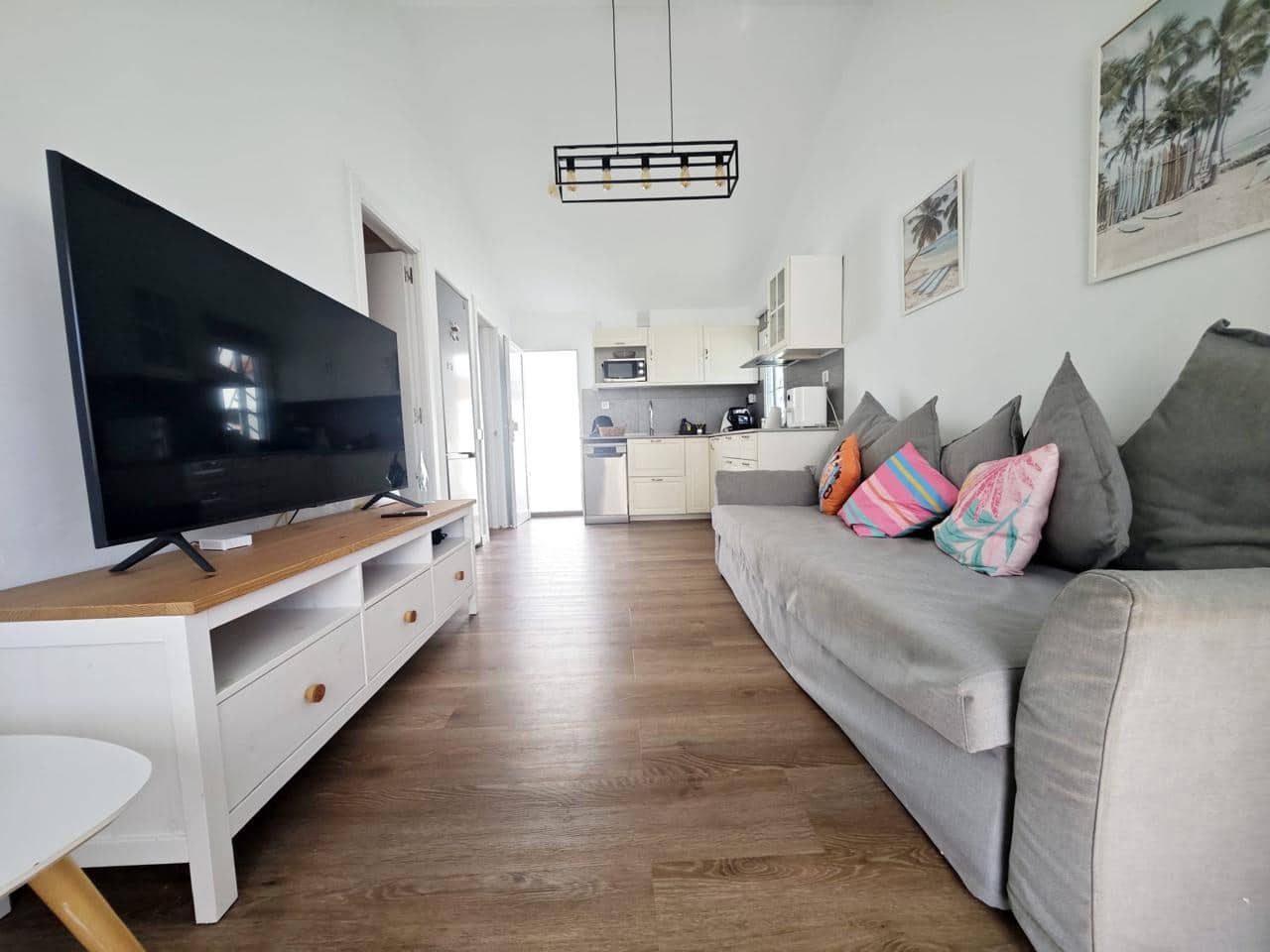 2 makuuhuone Bungalow vuokrattavana paikassa Playa del Ingles mukana uima-altaan - 1 900 € (Ref: 9325630)