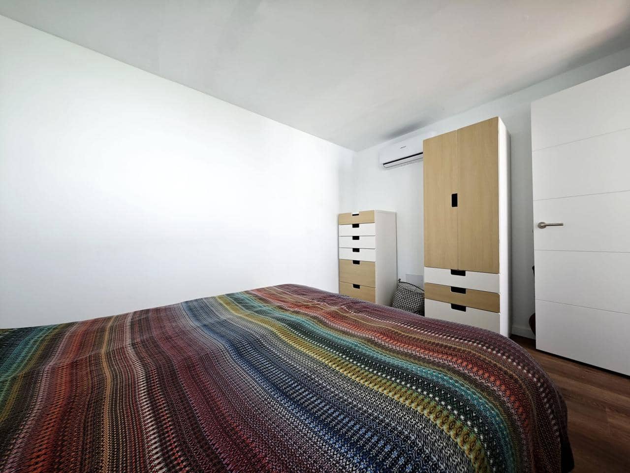 2 makuuhuone Bungalow vuokrattavana paikassa Playa del Ingles mukana uima-altaan - 1 900 € (Ref: 9325630)