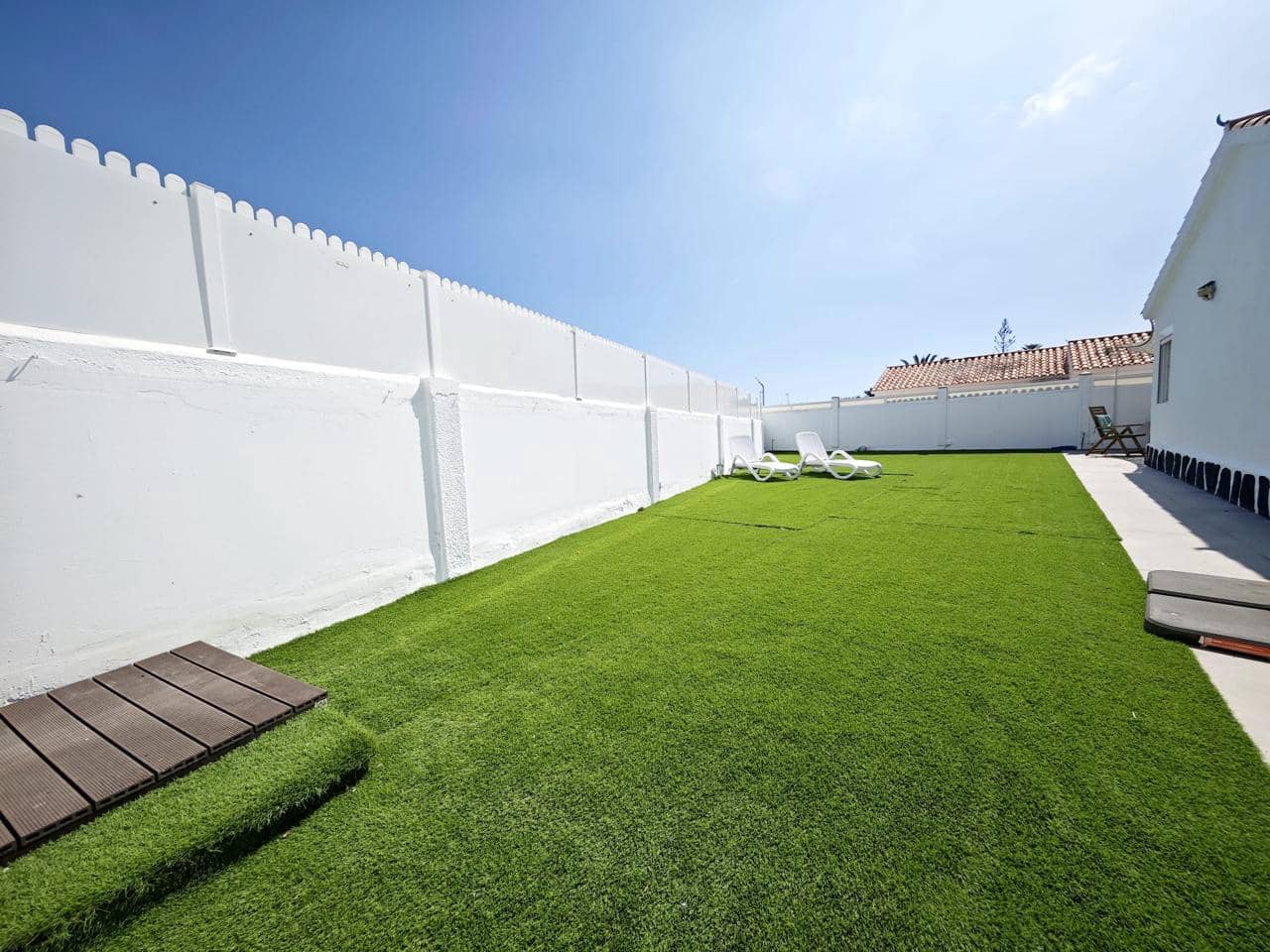 2 makuuhuone Bungalow vuokrattavana paikassa Playa del Ingles mukana uima-altaan - 1 900 € (Ref: 9325630)