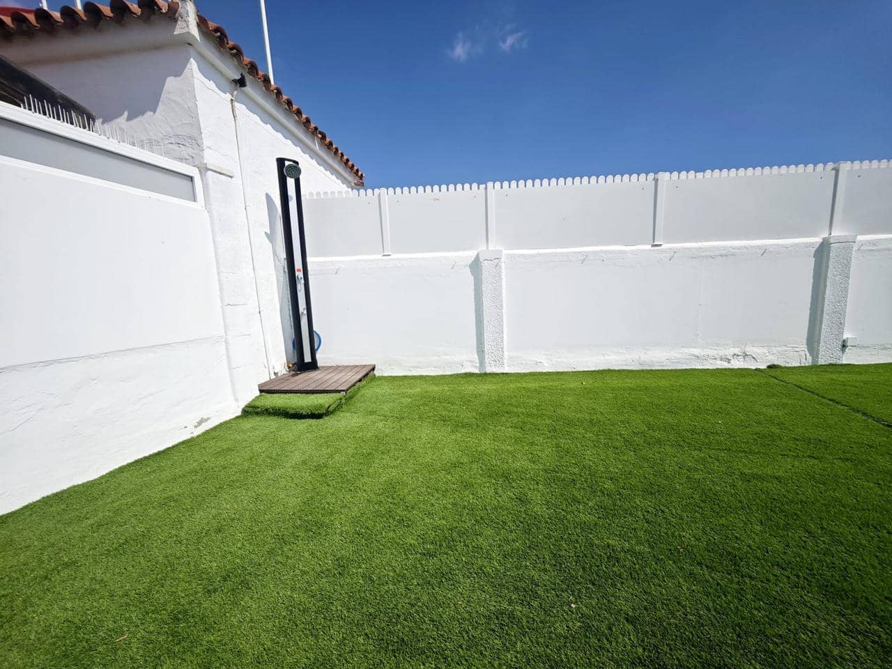 2 makuuhuone Bungalow vuokrattavana paikassa Playa del Ingles mukana uima-altaan - 1 900 € (Ref: 9325630)