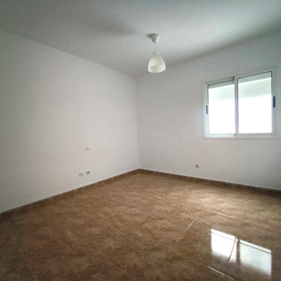 3 sovrum Lägenhet till salu i Vecindario med garage - 179 000 € (Ref: 9336926)