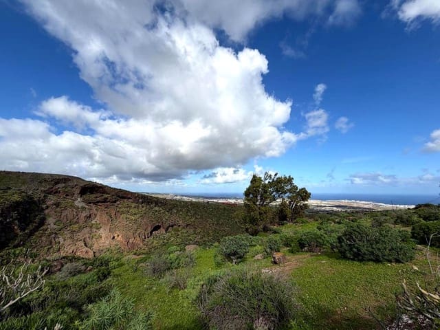 2 makuuhuone Maalaistalo myytävänä paikassa Telde - 220 000 € (Ref: 9339181)