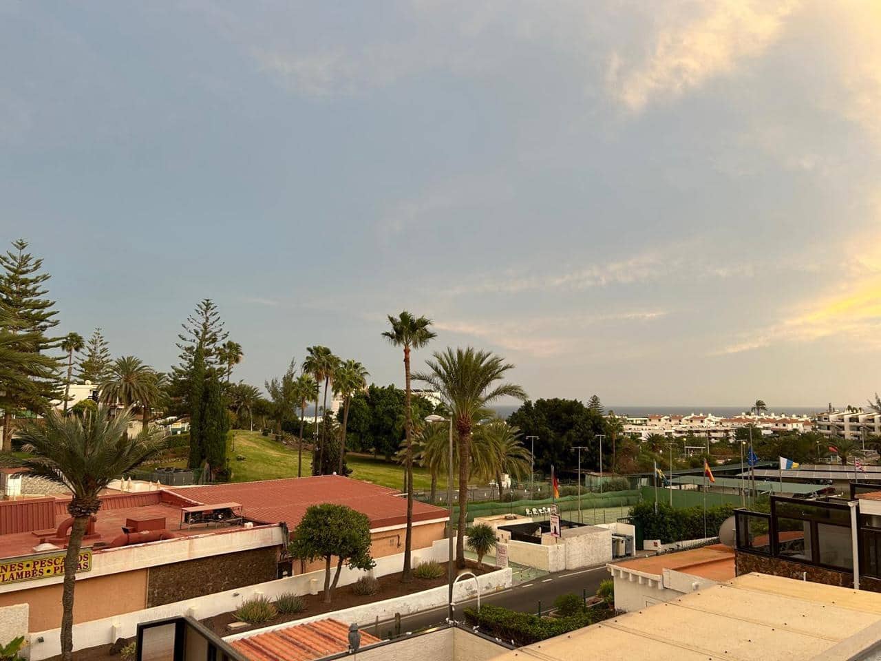 1 bedroom Flat for rent in Maspalomas with pool - € 1,300 (Ref: 9357863)