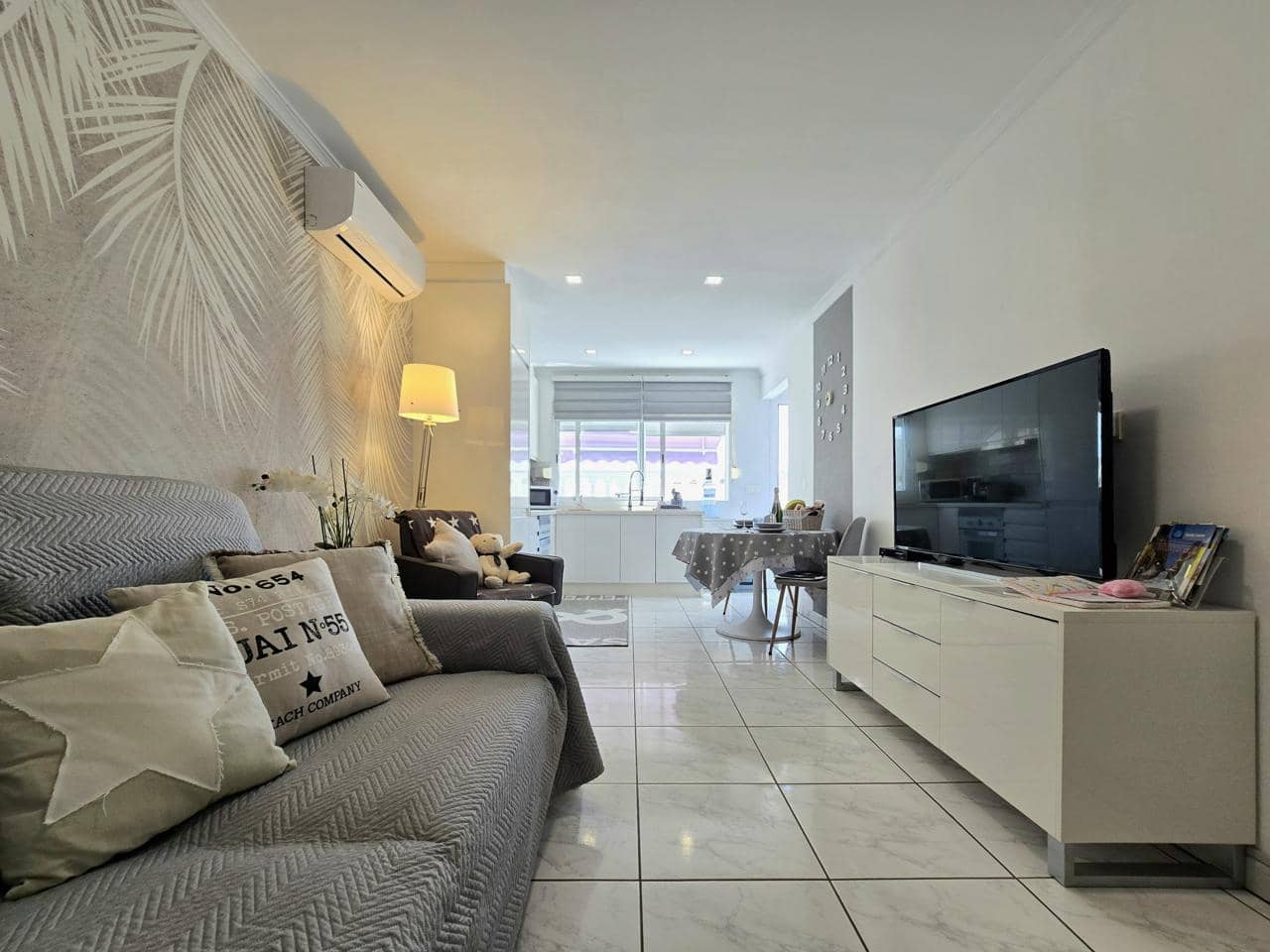 Appartement à louer à Arguineguin - 1 000 € (Ref: 9373932)