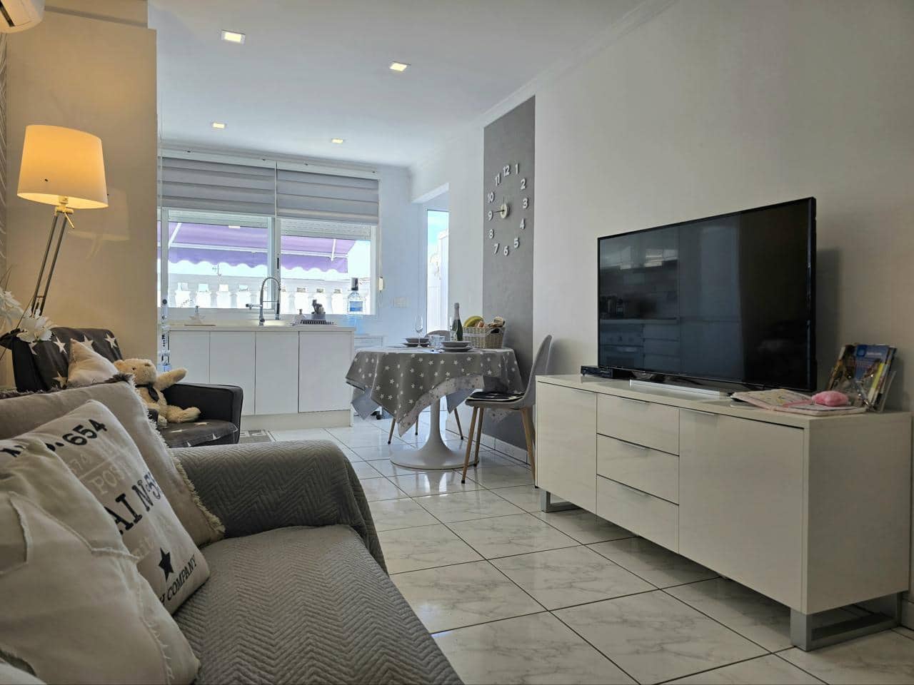 Appartement à louer à Arguineguin - 1 000 € (Ref: 9373932)