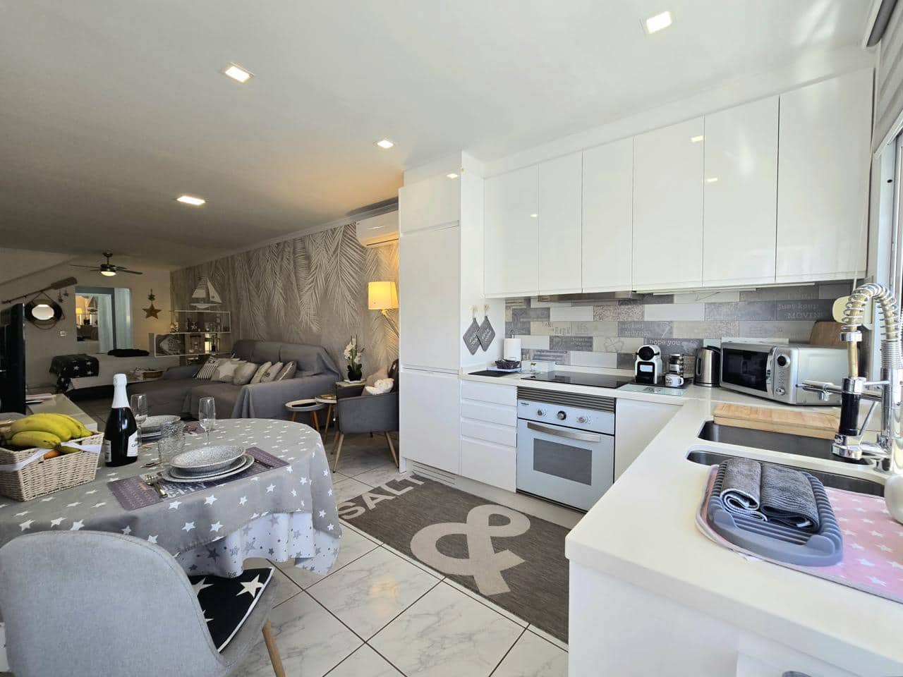 Appartement à louer à Arguineguin - 1 000 € (Ref: 9373932)