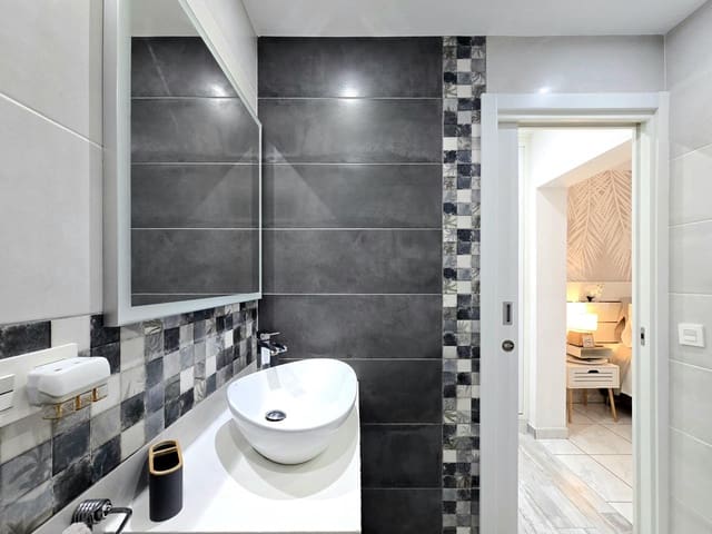 Asunto vuokrattavana paikassa Arguineguín, Mogán - 1 000 € (Ref: 9373932)