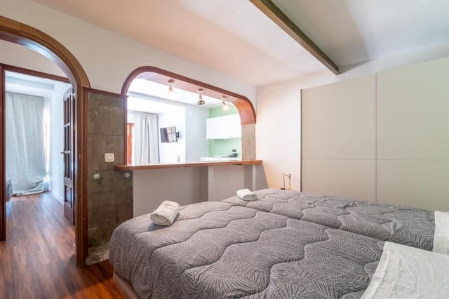 2 bedroom Flat for rent in San Bartolomé de Tirajana with pool garage - € 1,350 (Ref: 9409927)