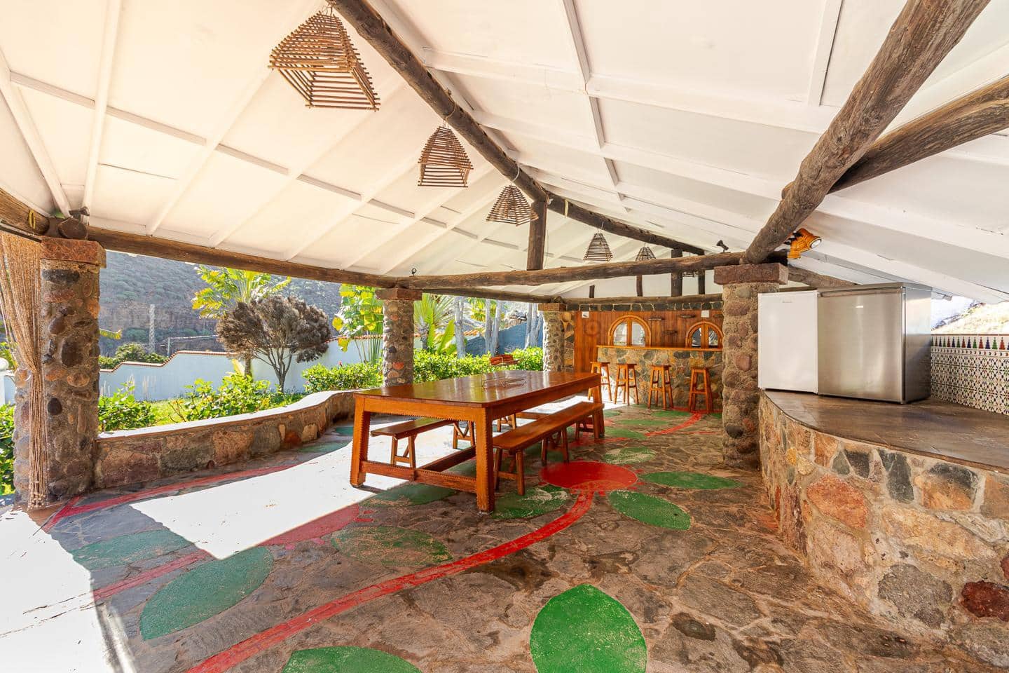 15 bedroom Villa for rent in Mogan with pool - € 17,000 (Ref: 9409928)