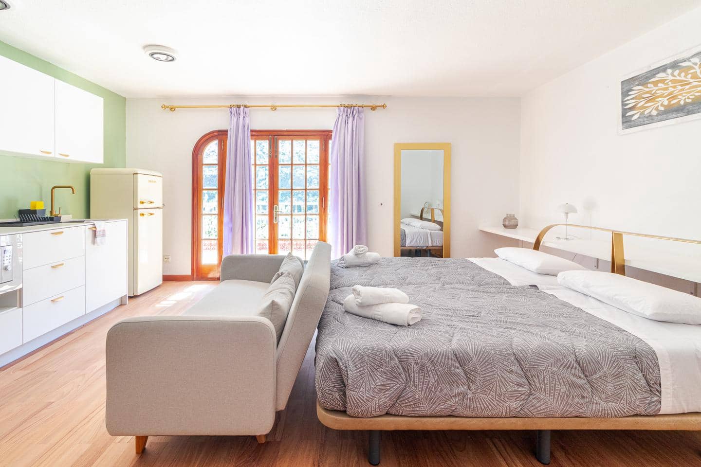 Piso en Mogán en alquiler con piscina garaje - 1.050 € (Ref: 9410230)