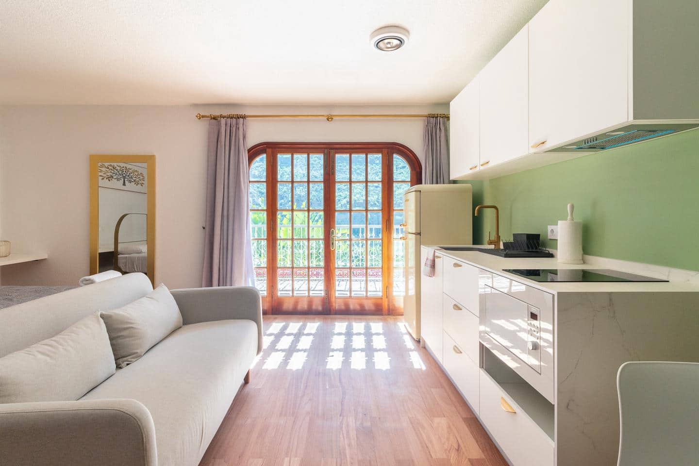 Piso en Mogán en alquiler con piscina garaje - 1.050 € (Ref: 9410230)