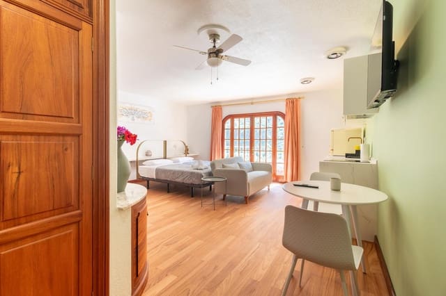 Flat te huur in Mogán met zwembad garage - € 1.050 (Ref: 9410230)