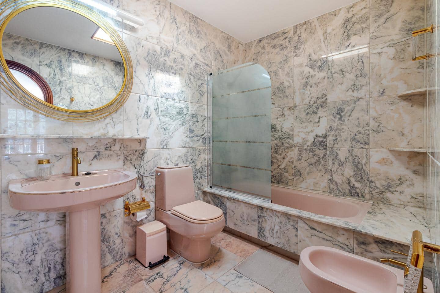 Piso en Mogán en alquiler con piscina garaje - 1.050 € (Ref: 9410230)