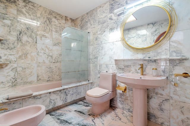 Flat te huur in Mogán met zwembad garage - € 1.050 (Ref: 9410230)