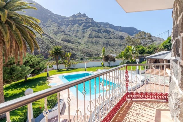 Flat te huur in Mogán met zwembad garage - € 1.050 (Ref: 9410230)