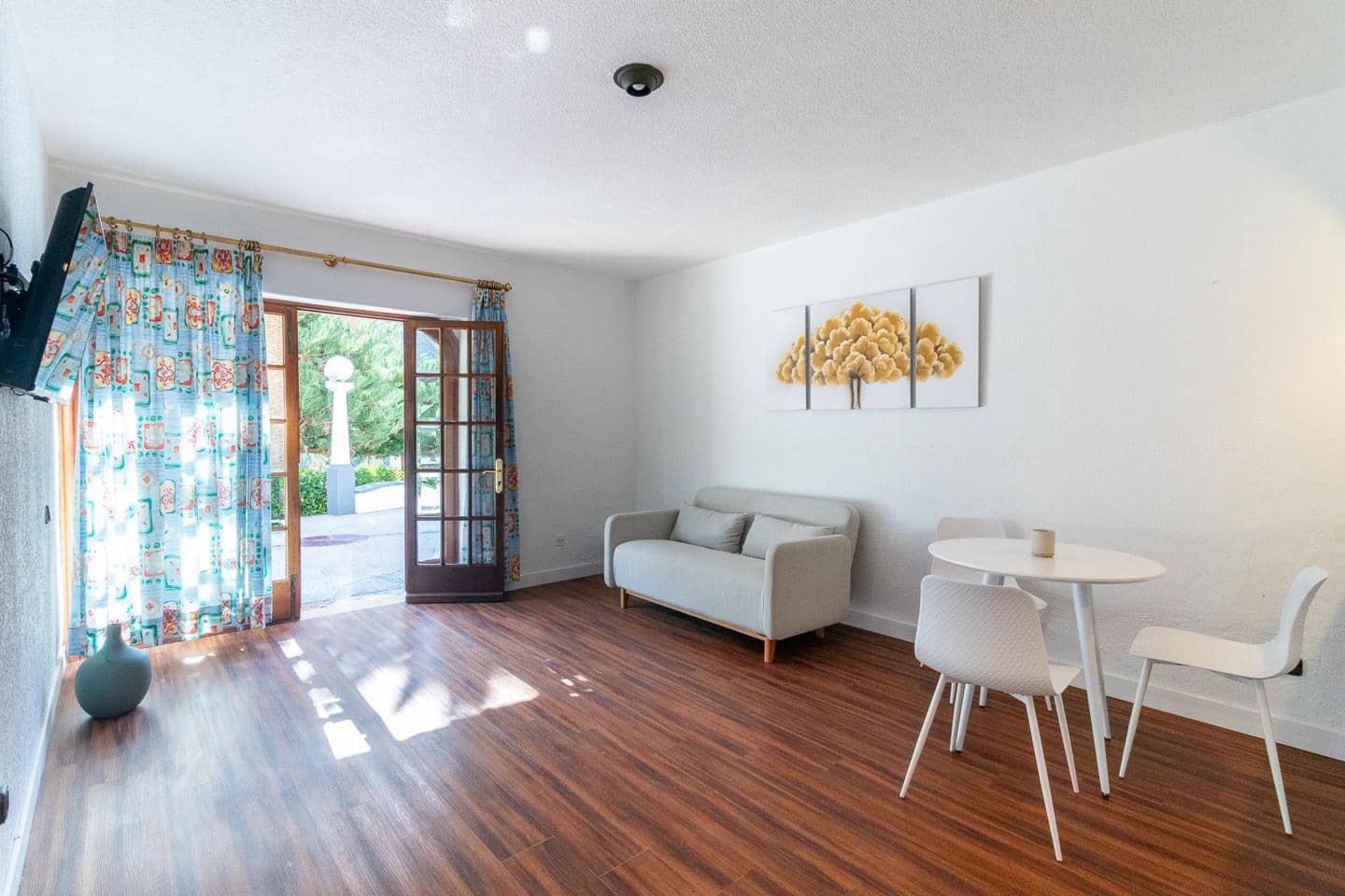 1 slaapkamer Flat te huur in Mogan met zwembad garage - € 1.250 (Ref: 9410307)