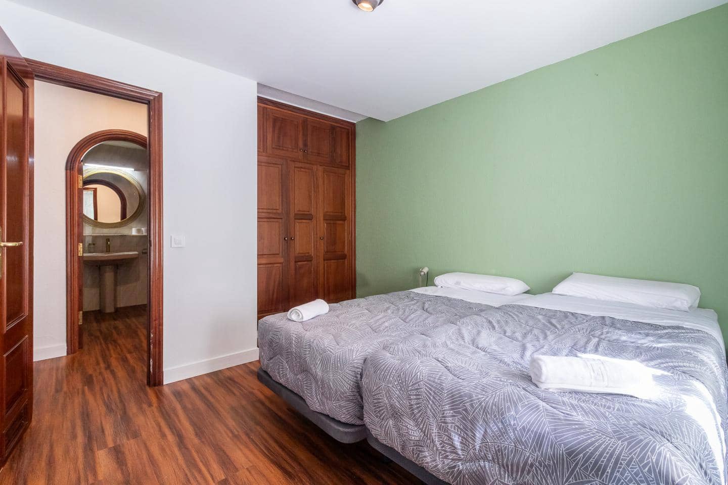 1 slaapkamer Flat te huur in Mogan met zwembad garage - € 1.250 (Ref: 9410307)