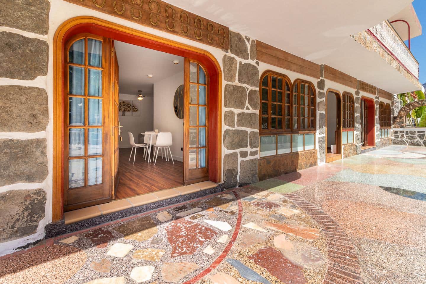 1 slaapkamer Flat te huur in Mogan met zwembad garage - € 1.250 (Ref: 9410307)