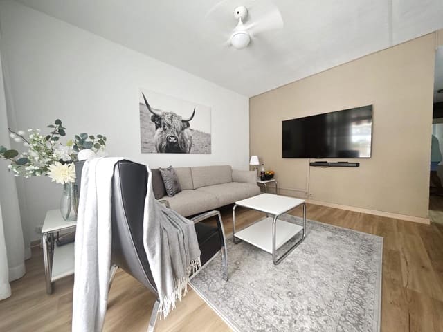 1 soveværelse Lejlighed til salg i Playa del Inglés, San Bartolomé de Tirajana med swimmingpool - € 220.000 (Ref: 9413269)