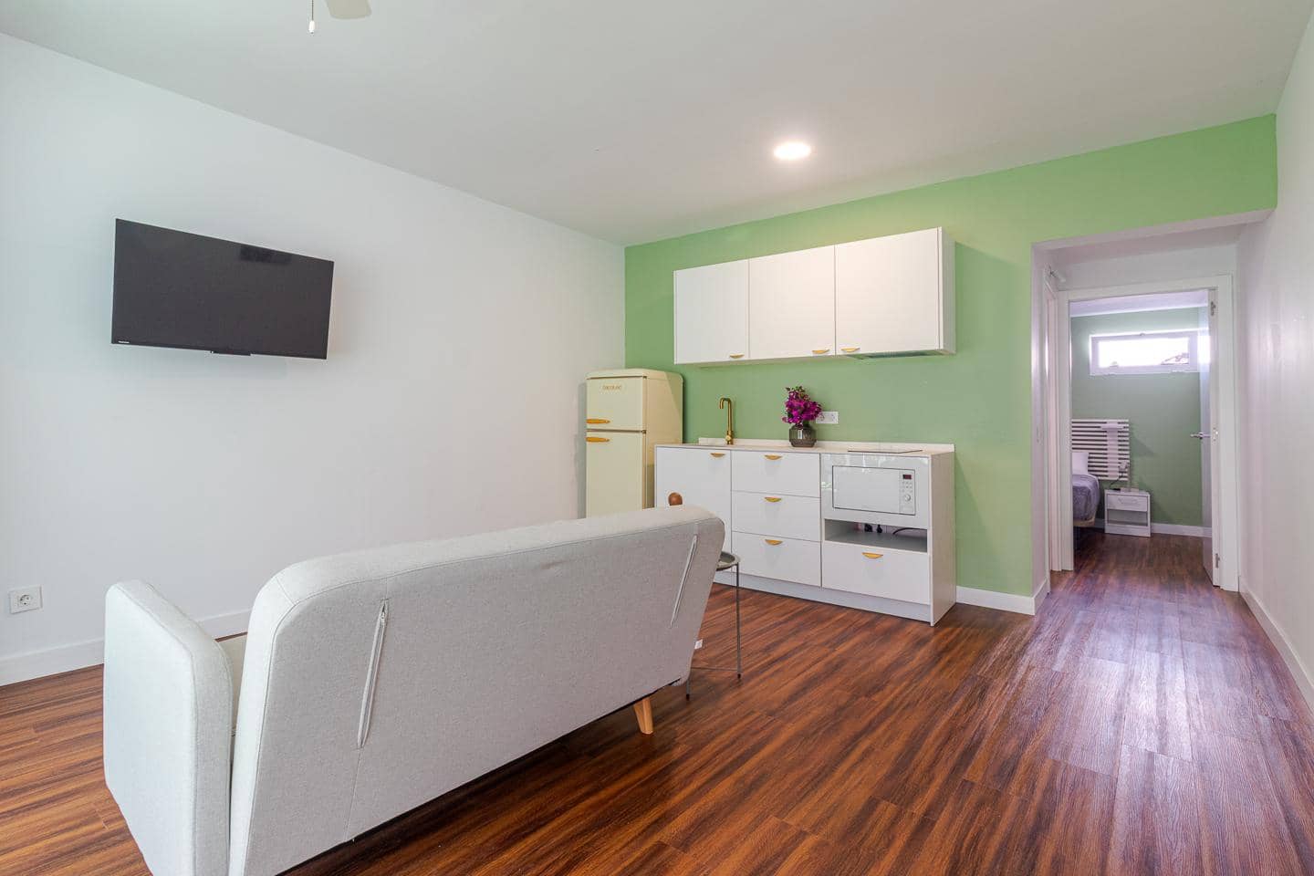 1 bedroom Flat for rent in Mogan with pool garage - € 1,250 (Ref: 9421551)