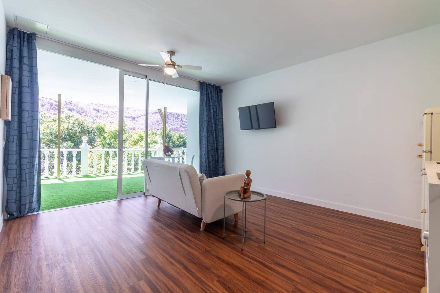 1 bedroom Flat for rent in Mogan with pool garage - € 1,250 (Ref: 9421551)