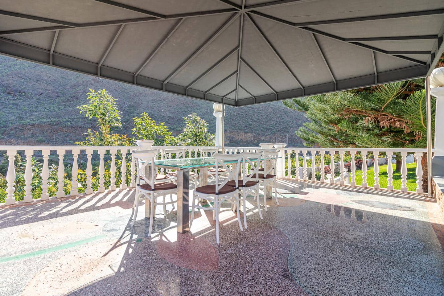 1 bedroom Flat for rent in Mogan with pool garage - € 1,250 (Ref: 9421551)