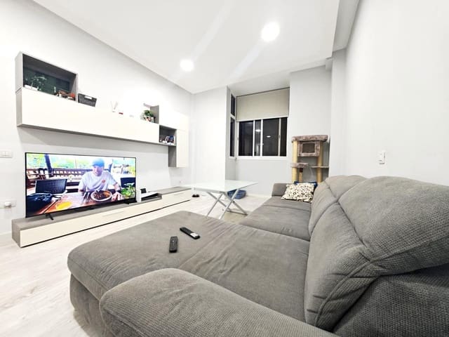 2 soverom Leilighet til salgs i Telde - € 175 000 (Ref: 9428955)