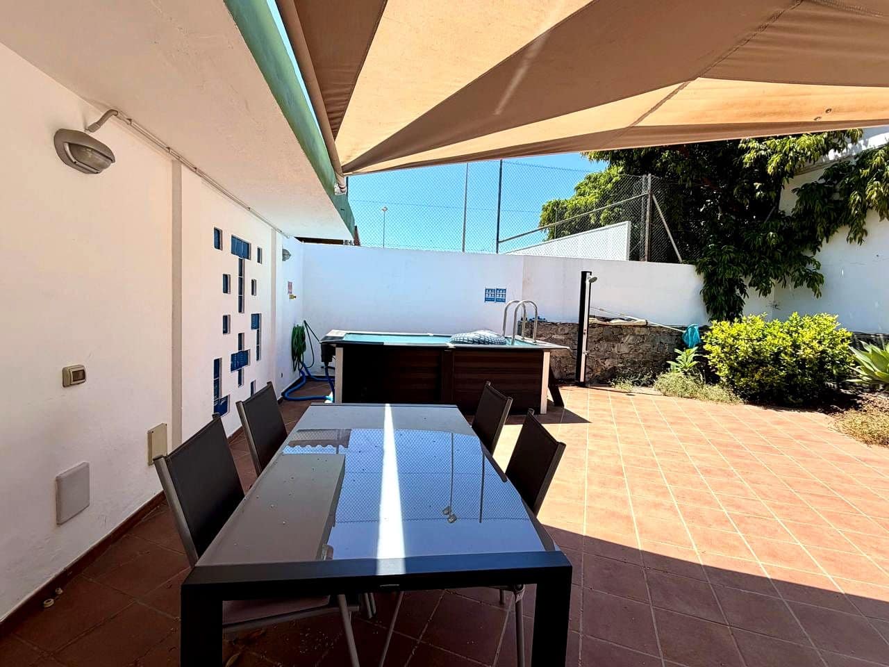 2 bedroom Villa for rent in San Agustin with pool garage - € 2,200 (Ref: 9431772)