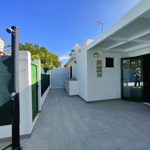 Bungalow de 1 chambre à louer à Maspalomas, San Bartolomé de Tirajana avec piscine - 1 400 € (Ref: 9444749)