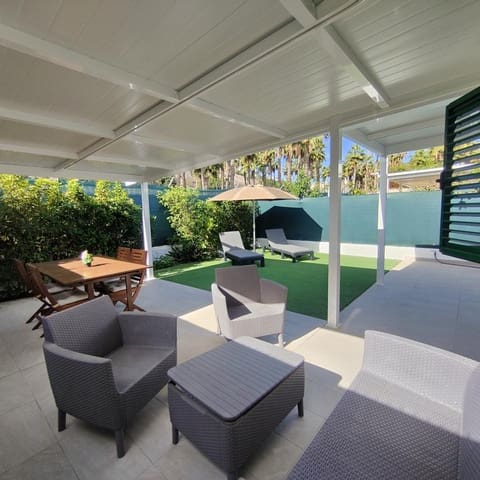 Bungalow de 1 chambre à louer à Maspalomas, San Bartolomé de Tirajana avec piscine - 1 400 € (Ref: 9444749)