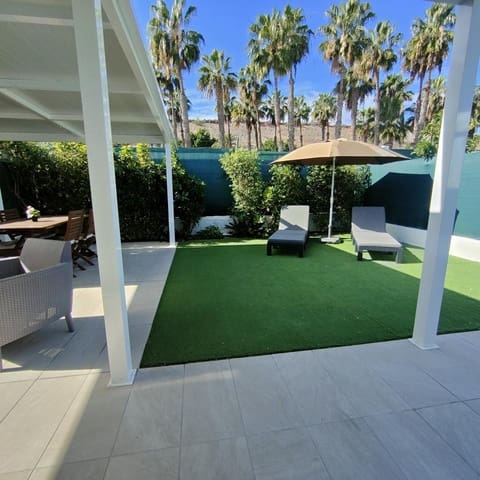 Bungalow de 1 chambre à louer à Maspalomas, San Bartolomé de Tirajana avec piscine - 1 400 € (Ref: 9444749)