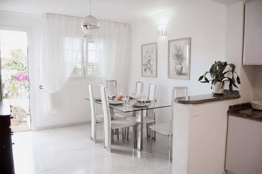 5 bedroom Villa for sale in San Bartolome de Tirajana with pool garage - € 870,000 (Ref: 9464869)