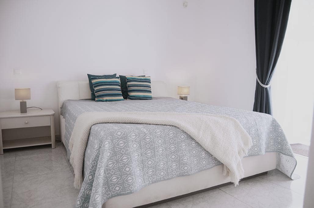 5 bedroom Villa for sale in San Bartolome de Tirajana with pool garage - € 870,000 (Ref: 9464869)