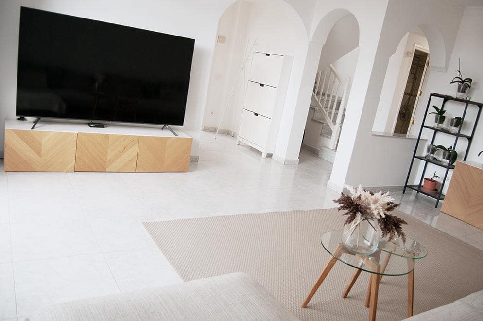 5 bedroom Villa for sale in San Bartolome de Tirajana with pool garage - € 870,000 (Ref: 9464869)