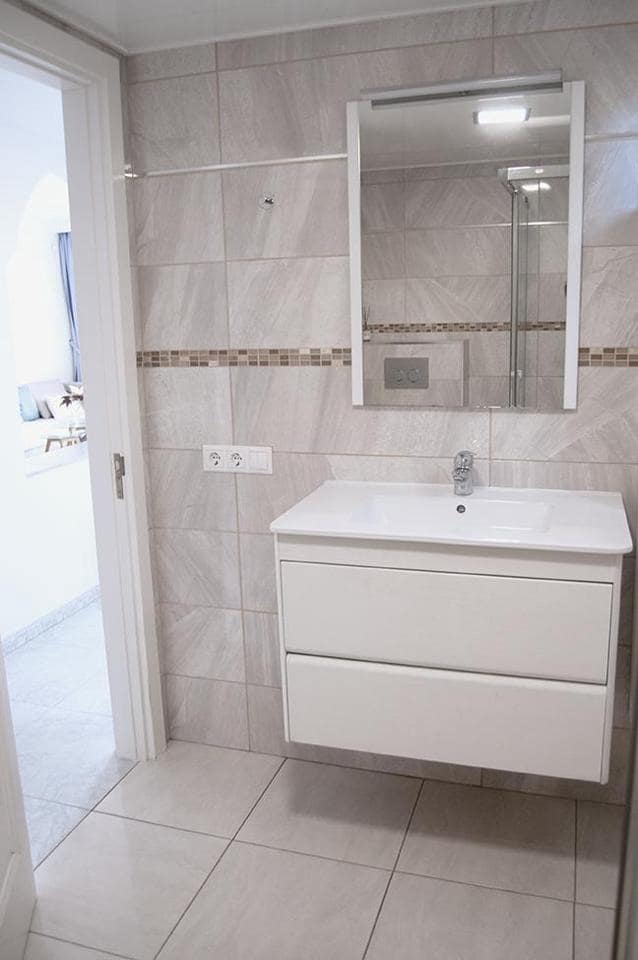 5 bedroom Villa for sale in San Bartolome de Tirajana with pool garage - € 870,000 (Ref: 9464869)