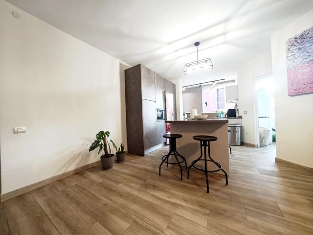 2 makuuhuone Asunto vuokrattavana paikassa Santa Catalina - Canteras, Las Palmas de Gran Canaria mukana 
autotalli - 1 400 € (Ref: 9487191)