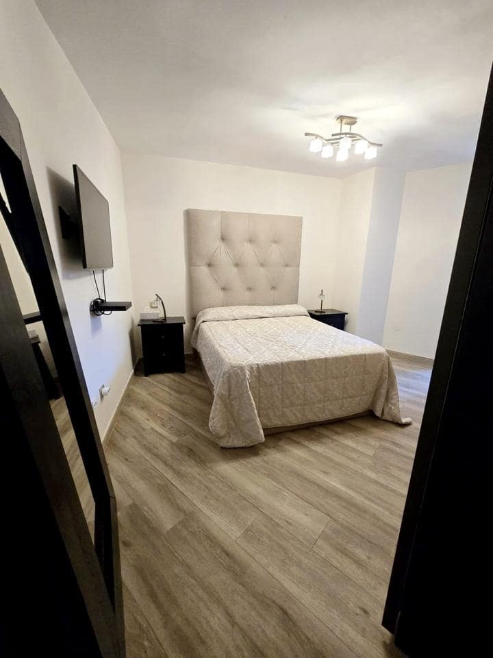 2 makuuhuone Asunto vuokrattavana paikassa Las Palmas de Gran Canaria mukana 
autotalli - 1 300 € (Ref: 9487191)