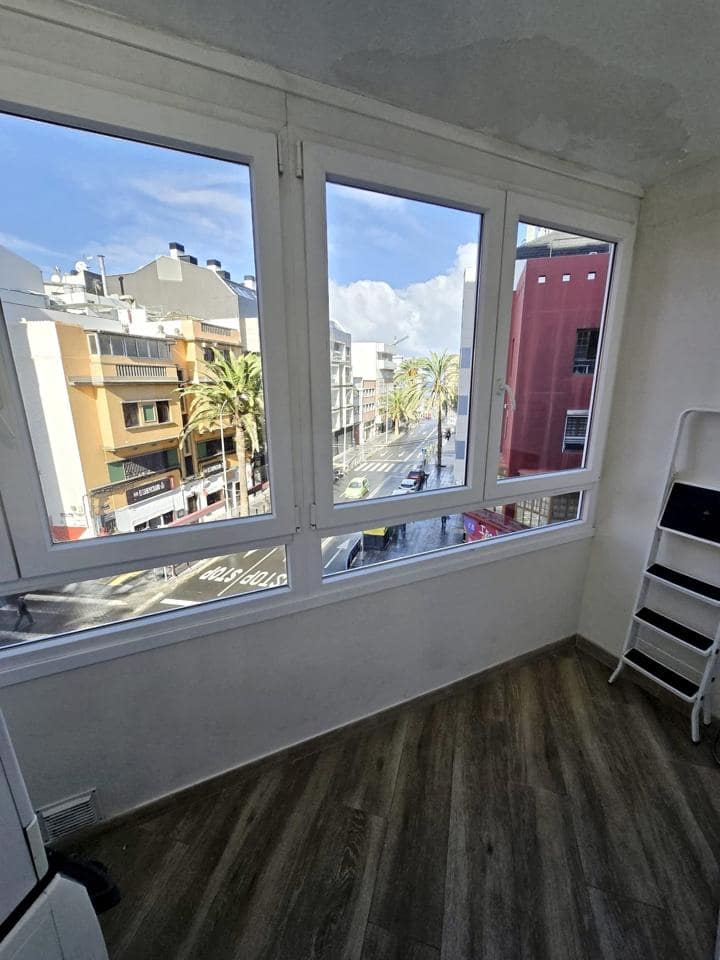 2 makuuhuone Asunto vuokrattavana paikassa Las Palmas de Gran Canaria mukana 
autotalli - 1 300 € (Ref: 9487191)