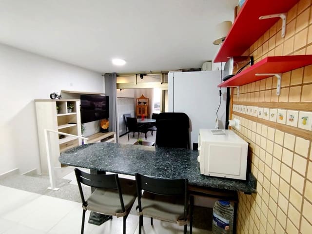 1 soveværelse Lejlighed til leje i Playa del Inglés, San Bartolomé de Tirajana med swimmingpool garage - € 1.200 (Ref: 9521110)