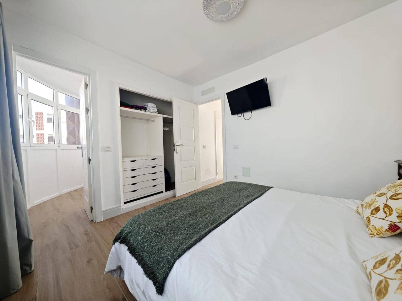 1 Zimmer Wohnung zu vermieten in San Agustin mit Pool - 1.400 € (Ref: 9521128)