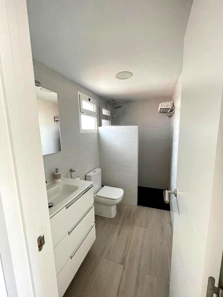 1 quarto Apartamento para arrendar em San Agustin com piscina - 1 300 € (Ref: 9521763)