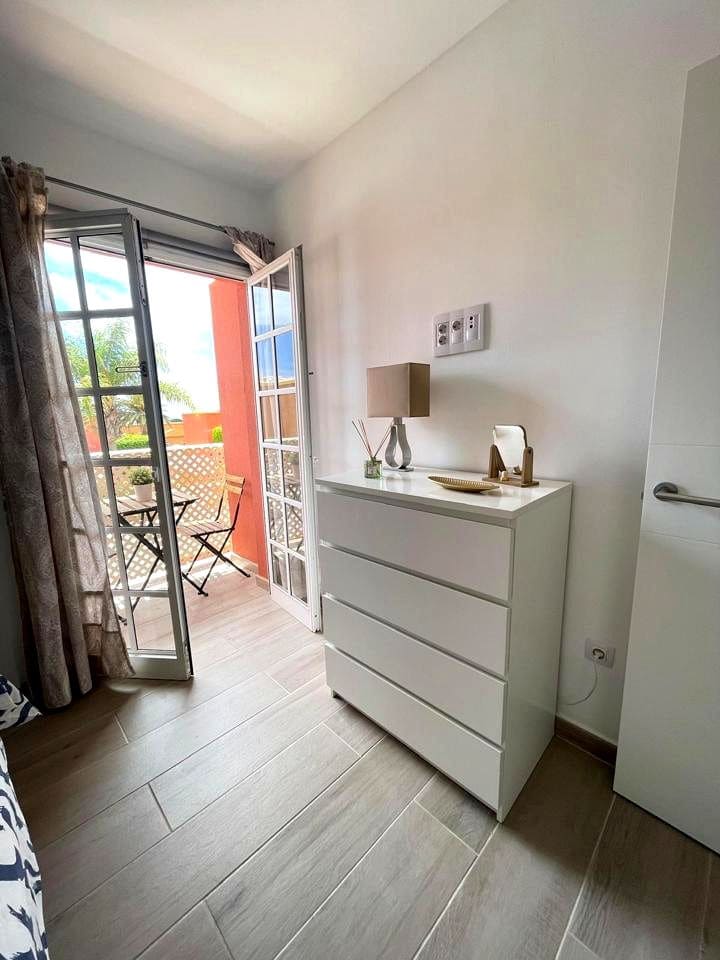 1 quarto Apartamento para arrendar em San Agustin com piscina - 1 300 € (Ref: 9521763)