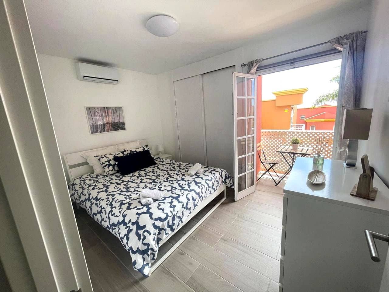 1 quarto Apartamento para arrendar em San Agustin com piscina - 1 300 € (Ref: 9521763)