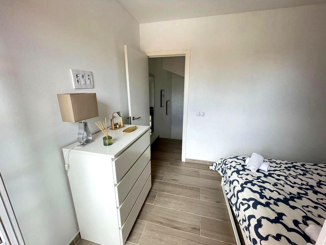 1 quarto Apartamento para arrendar em San Agustin com piscina - 1 300 € (Ref: 9521763)