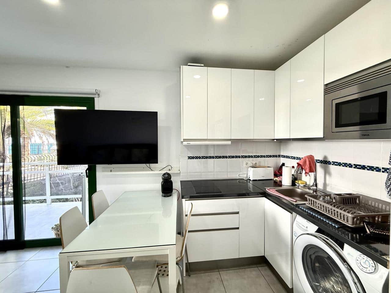 2 sypialnia Mieszkanie do wynajęcia w Maspalomas z basenem - 1 300 € (Ref: 9525750)